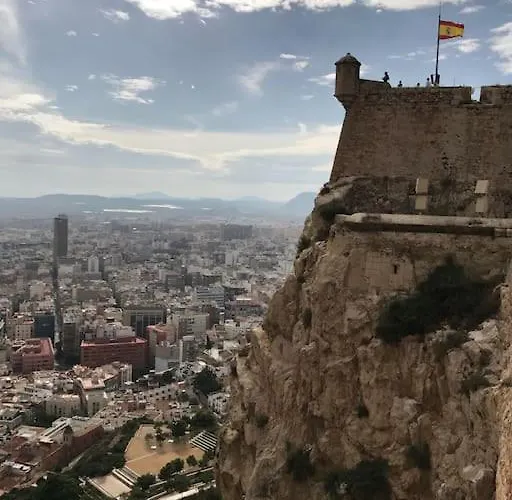 Piso Centrico Y Con Encanto En Plaza De Toros Appartement *
